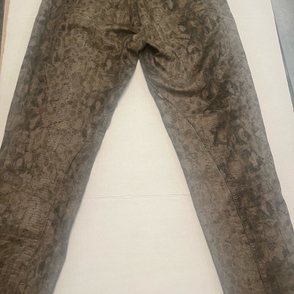 Escada Sable Python snake shimmer print ankle Jea… - image 8